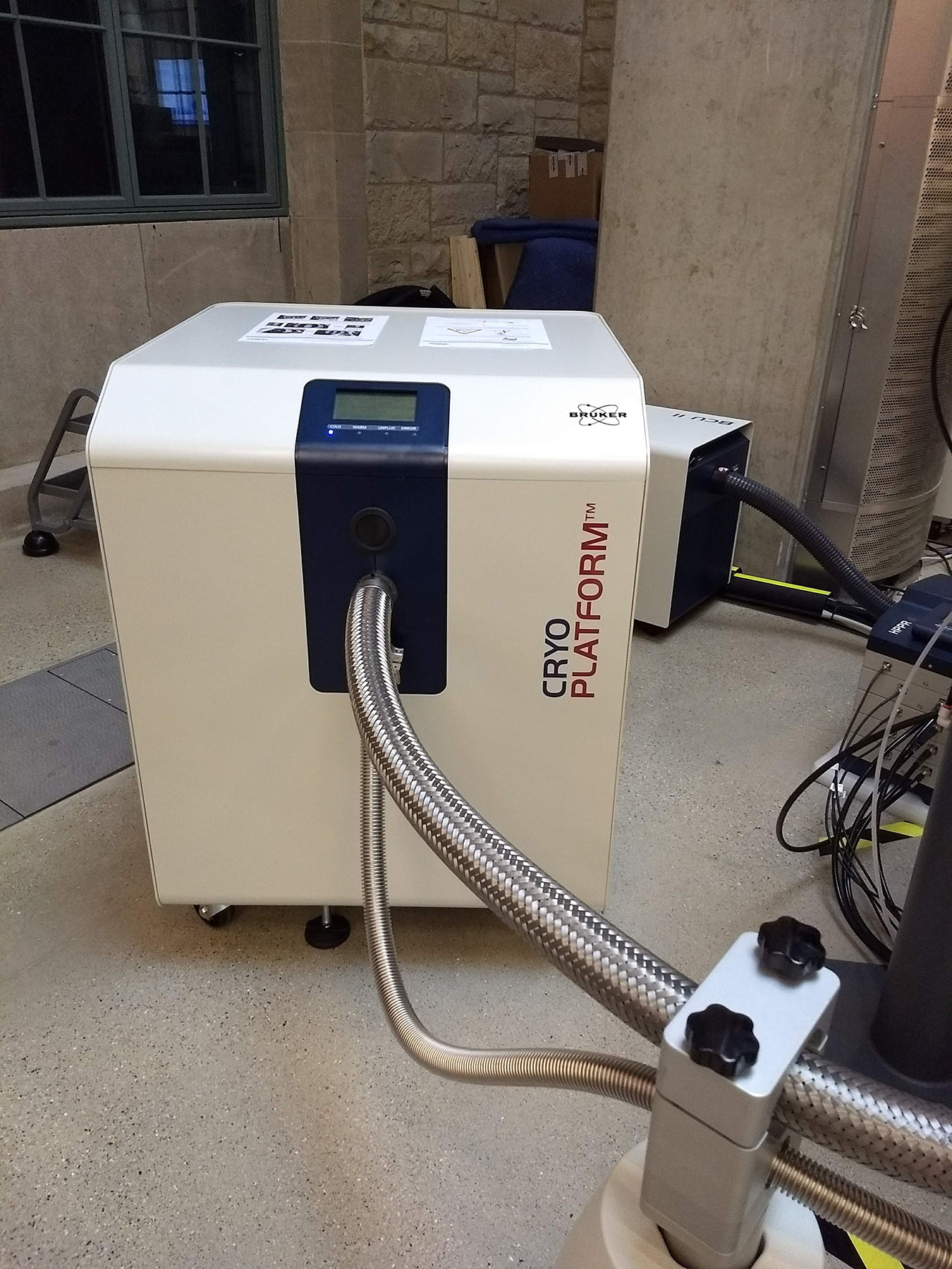 nmr-hcn600